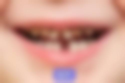 成都茁悦口腔门诊部罗鸿思医生的收费价格表