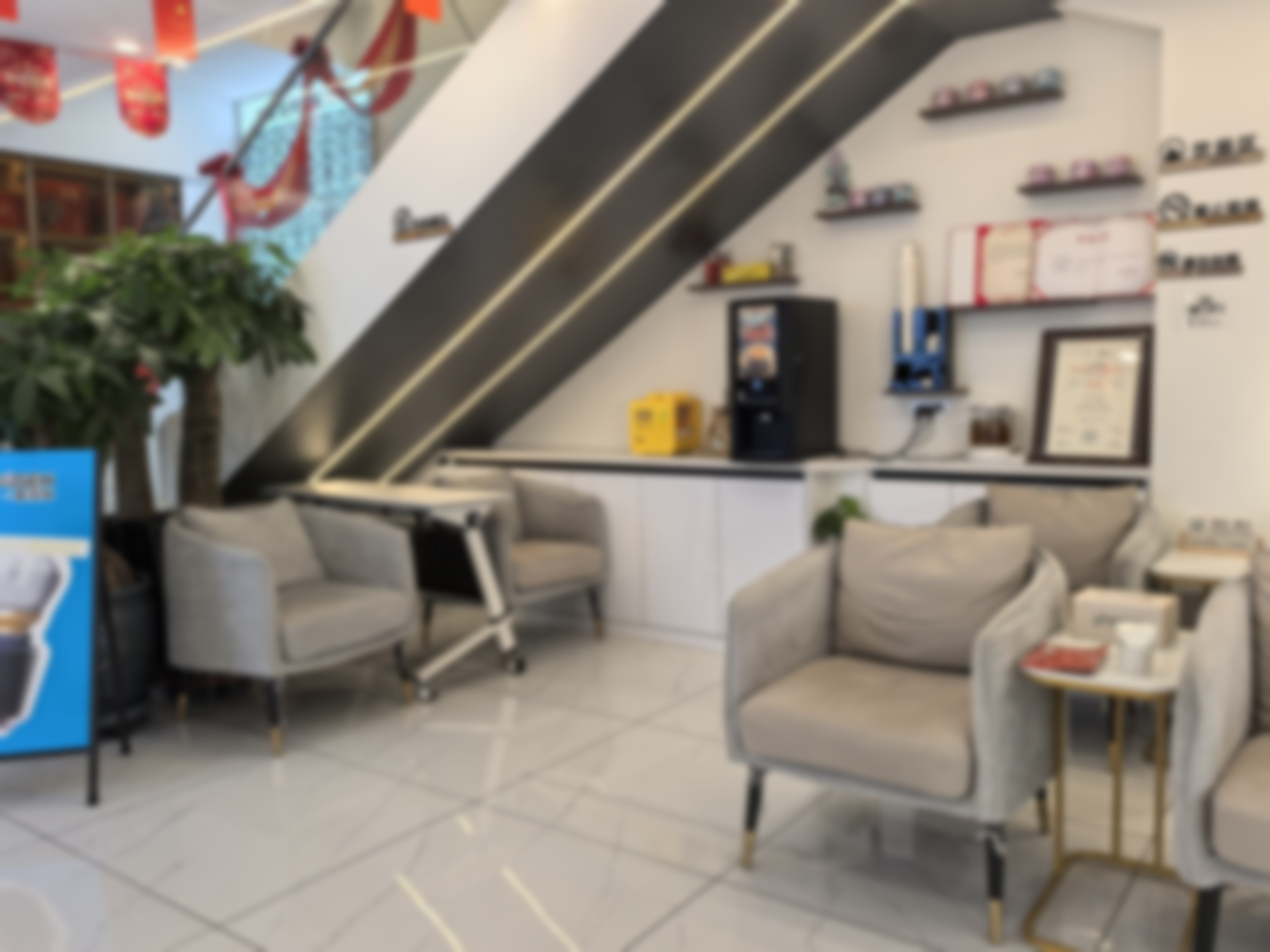 长春领军优品口腔门诊部医院免费停车场