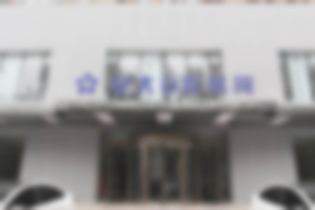 长治亿大口腔医院韩国奥齿泰Osstem种植体1800元的价格优势