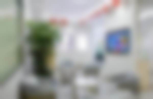 长沙宏朗眼科医院杨波医生简介