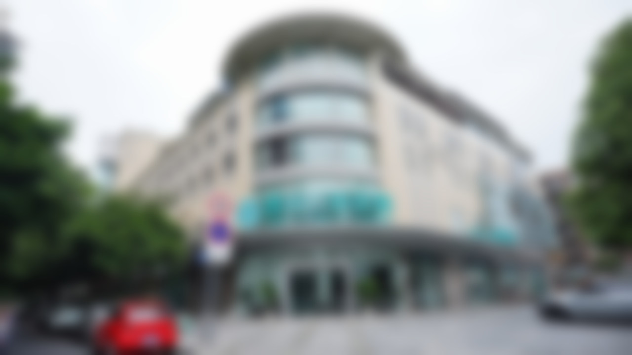 都江堰尚原口腔门诊部卢卡斯医生技术特色