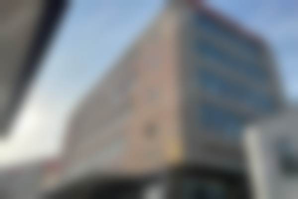 青岛华韩口腔门诊部医院地址