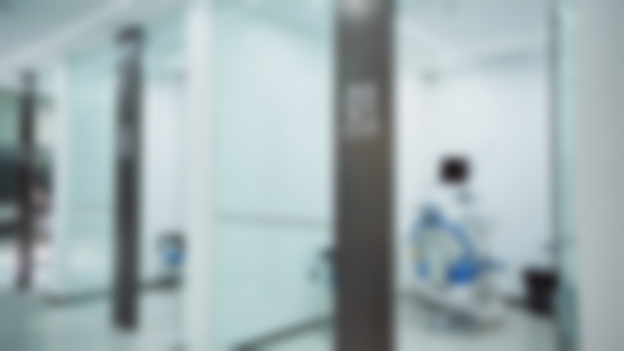 珠海六和口腔门诊部（口岸店）卢卡斯·海因里希·德罗斯特医生的收费价格表