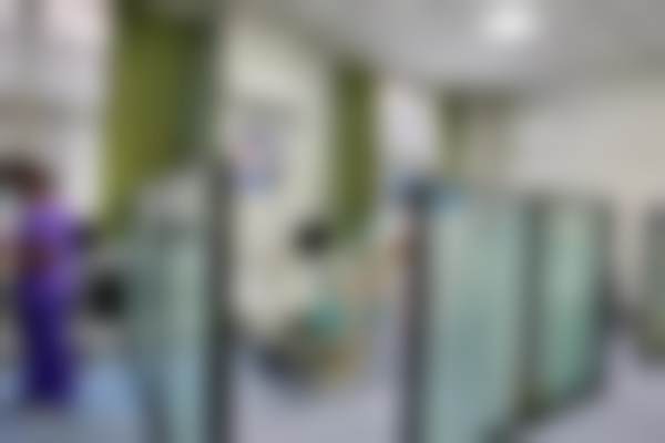 洛阳解放路小白兔口腔门诊部医院地址