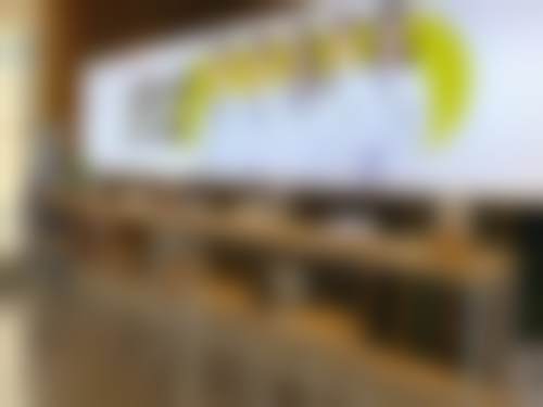 襄垣县中医医院、昆明西山松鼠口腔门诊部、国内人民解放军第一九五医院李成瑞医生的收费价格表