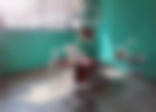 武汉易看牙口腔万科翡翠滨江门诊部