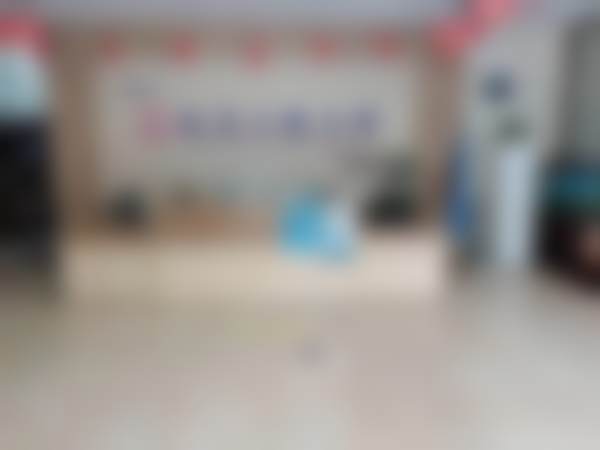 十堰从兵口腔门诊部医院免费停车场