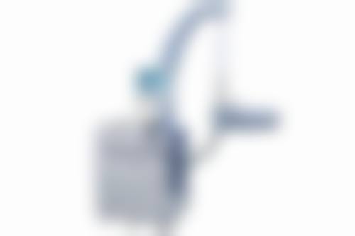 精良设备保护:精细验光与眼底筛查